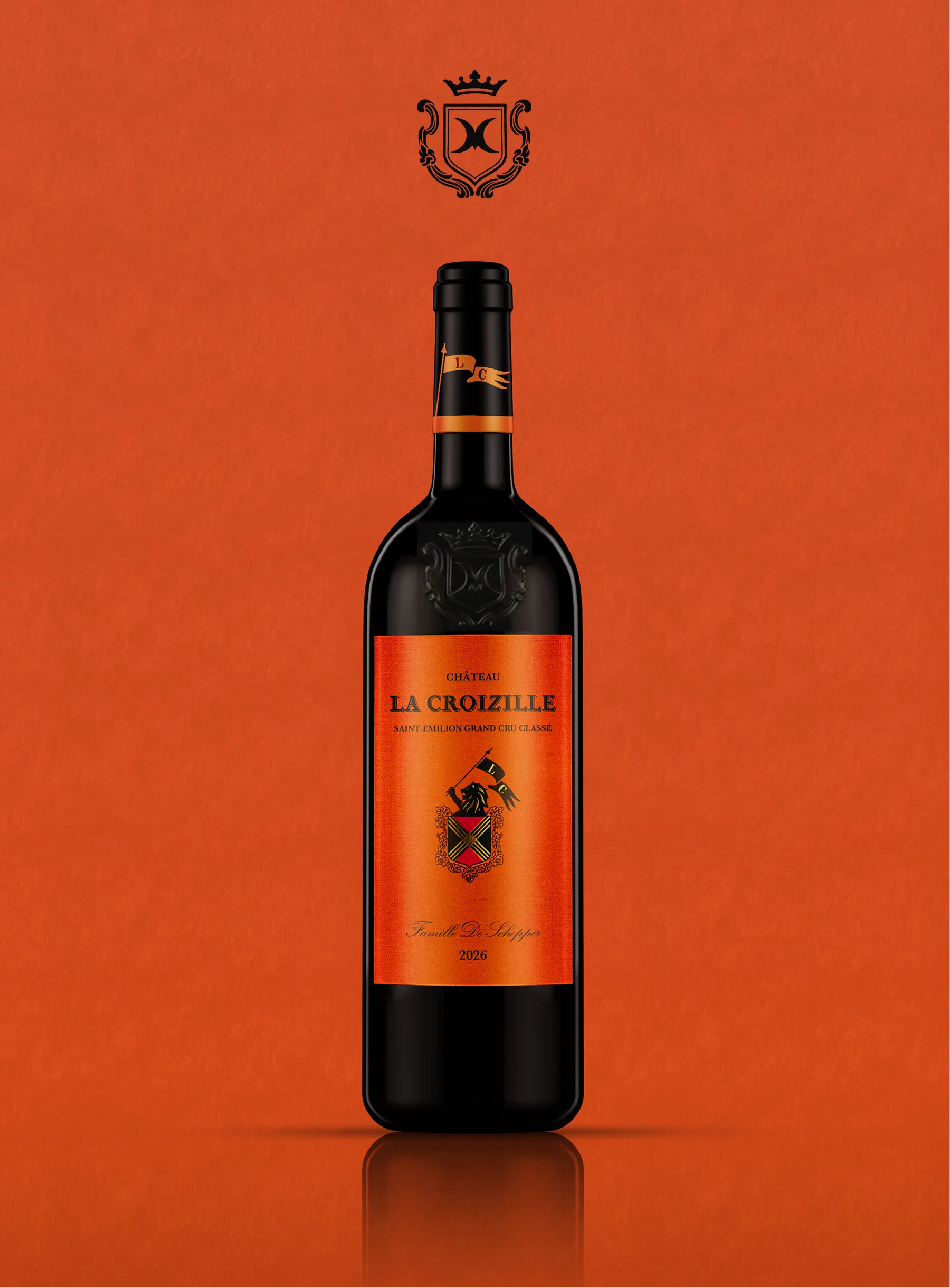 Bouteille de la gamme négoce, étiquette orange sur fond orange